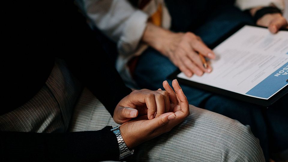 Photo by cottonbro: https://www.pexels.com/photo/person-in-white-long-sleeve-shirt-holding-a-clipboard-with-resume-5989933/